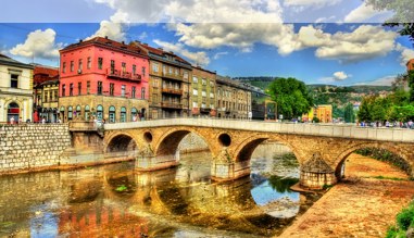Brücke in Sarajevo - der Hauptstadt Bosnien-Herzegovinas